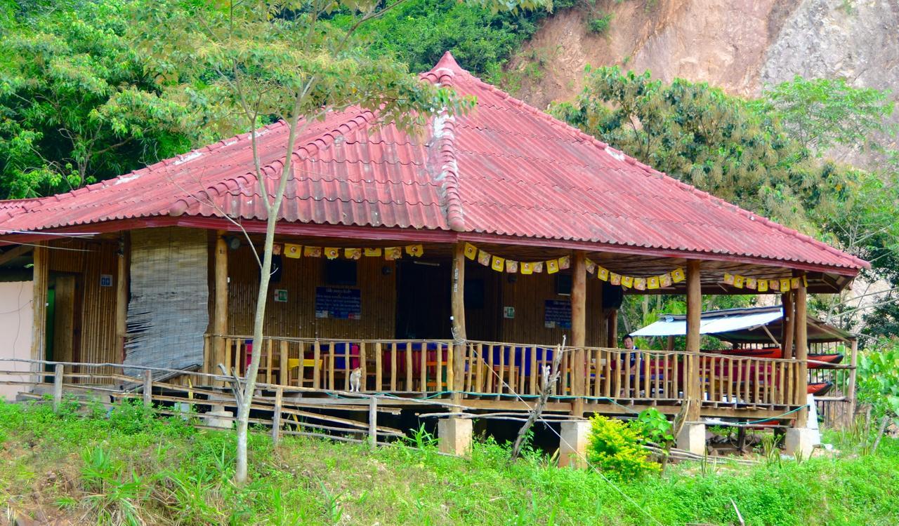 Chomdoy Bungalow & Restaurant Luang Namtha Buitenkant foto