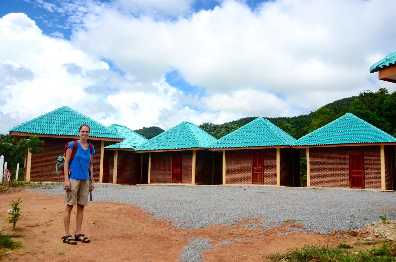 Chomdoy Bungalow & Restaurant Luang Namtha Buitenkant foto