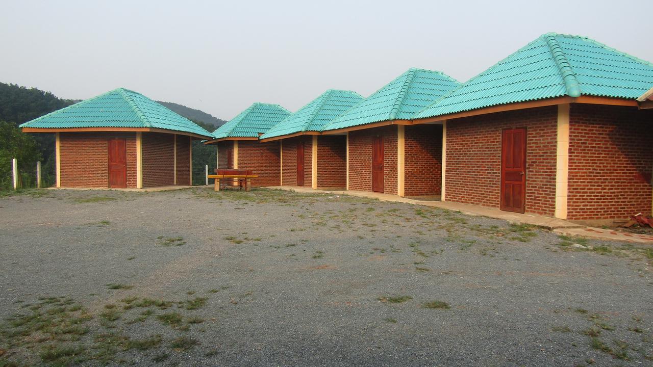 Chomdoy Bungalow & Restaurant Luang Namtha Buitenkant foto
